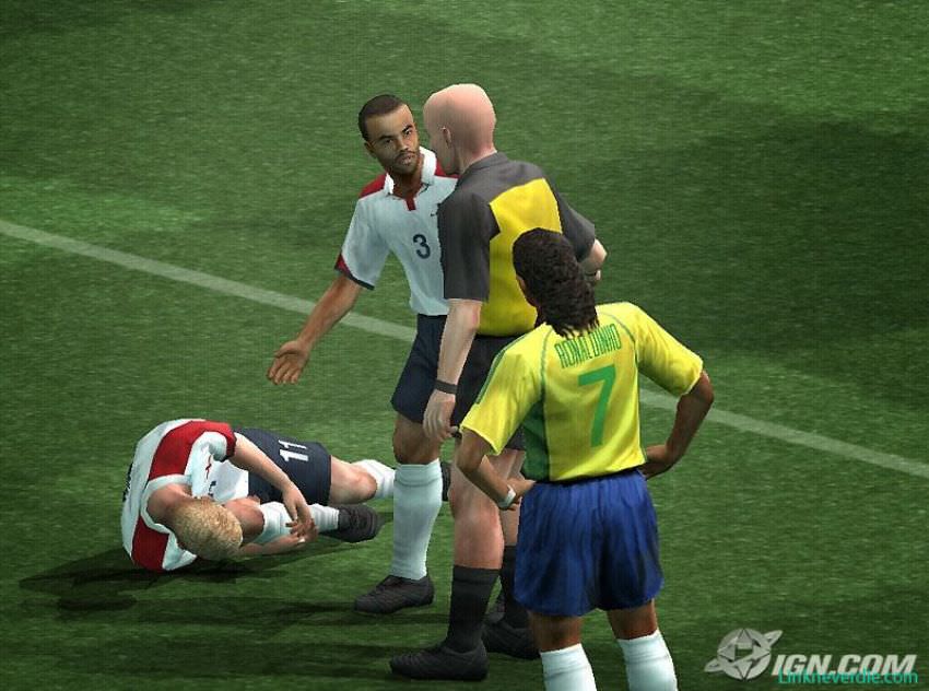 Hình ảnh trong game PES 2004 (screenshot)