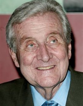 Diễn viên Patrick Macnee