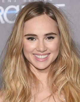 Suki Waterhouse