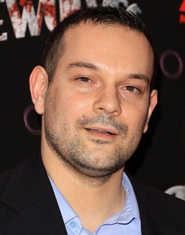 Diễn viên Nick Nevern