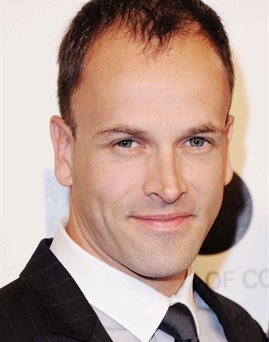 Diễn viên Jonny Lee Miller