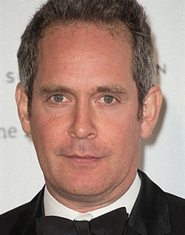 Diễn viên Tom Hollander