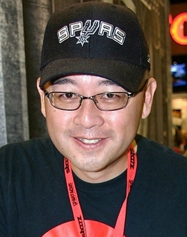 Đạo diễn Sam Liu