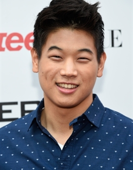 Diễn viên Ki Hong Lee