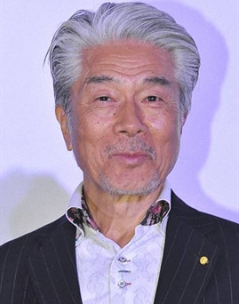 Yasuaki Kurata