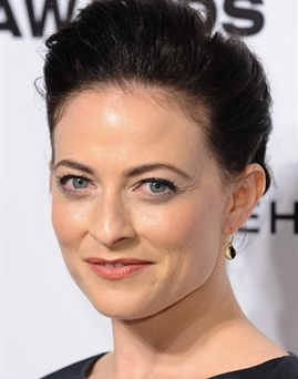 Lara Pulver