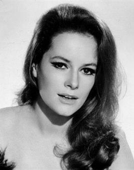 Diễn viên Luciana Paluzzi