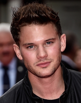 Jeremy Irvine