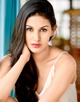 Amyra Dastur