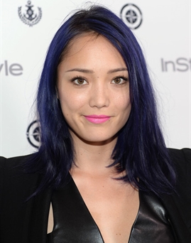 Diễn viên Pom Klementieff