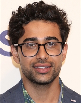 Diễn viên Suraj Sharma