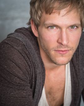 Diễn viên Jon Cor