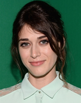 Lizzy Caplan