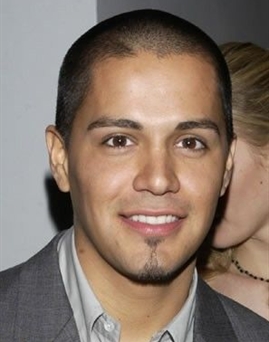 Jay Hernandez