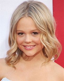 Diễn viên Emily Alyn Lind