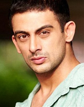 Diễn viên Arunoday Singh