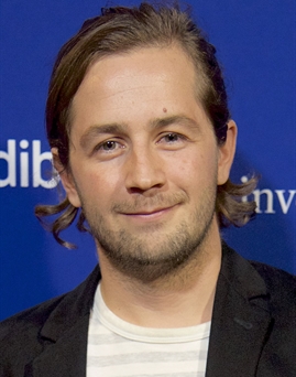 Diễn viên Michael Angarano