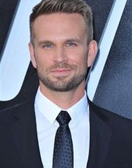 Diễn viên John Brotherton