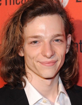 Diễn viên Mike Faist