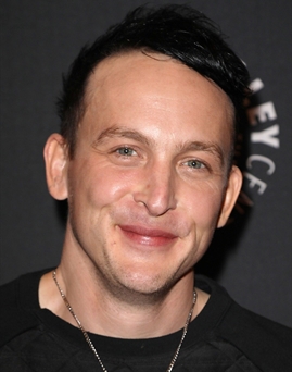 Diễn viên Robin Lord Taylor