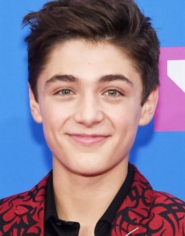 Diễn viên Asher Angel