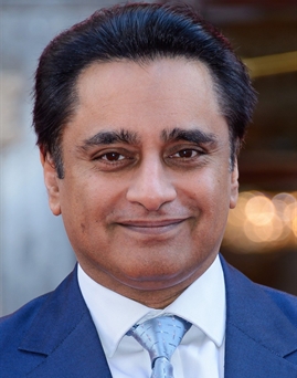 Diễn viên Sanjeev Bhaskar