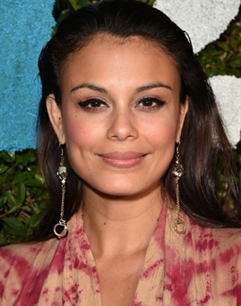 Nathalie Kelley