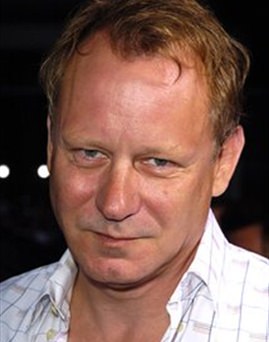 Diễn viên Stellan Skarsgard