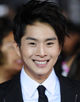 Diễn viên Justin Chon