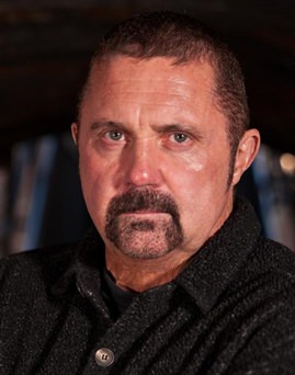 Diễn viên Kane Hodder