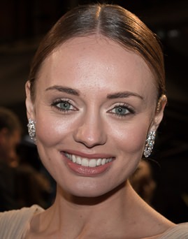 Diễn viên Laura Haddock