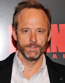 Diễn viên John Benjamin Hickey